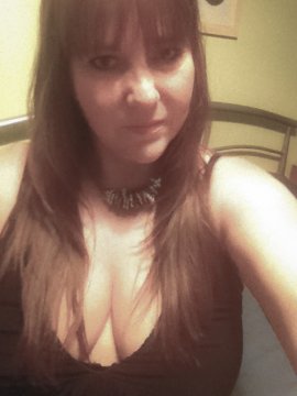 JUliew from Thurrock,United Kingdom